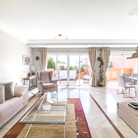 Hanami La Fragata Atico Duplex * Estepona